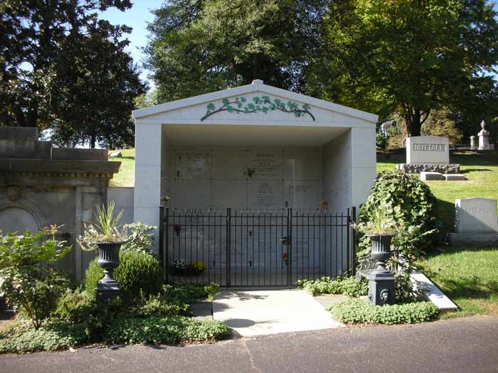 Ginkgo Mausoleum